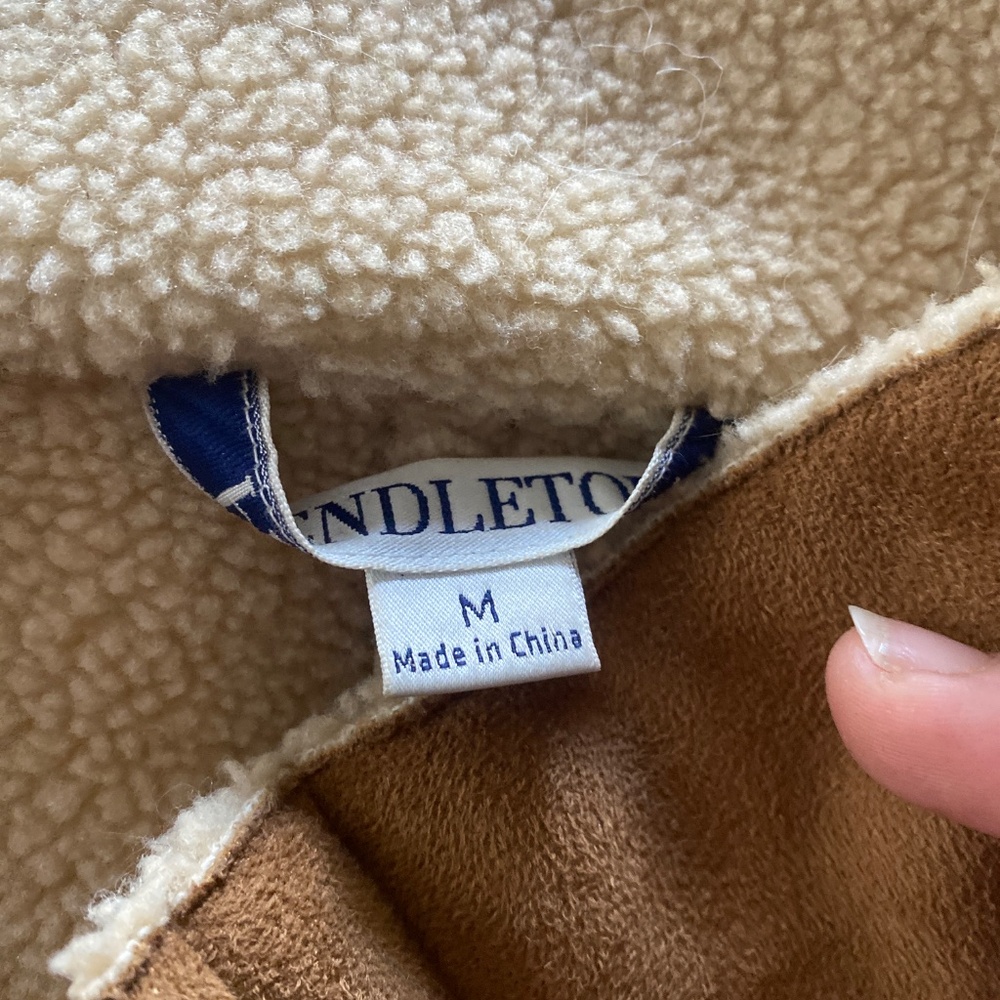 Beautiful Pendleton Faux Shearling Jacket - image 2